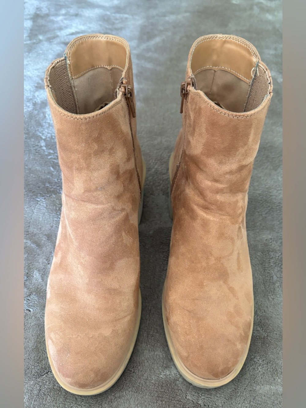 Universal Thread Women's Suede Ankle Boots